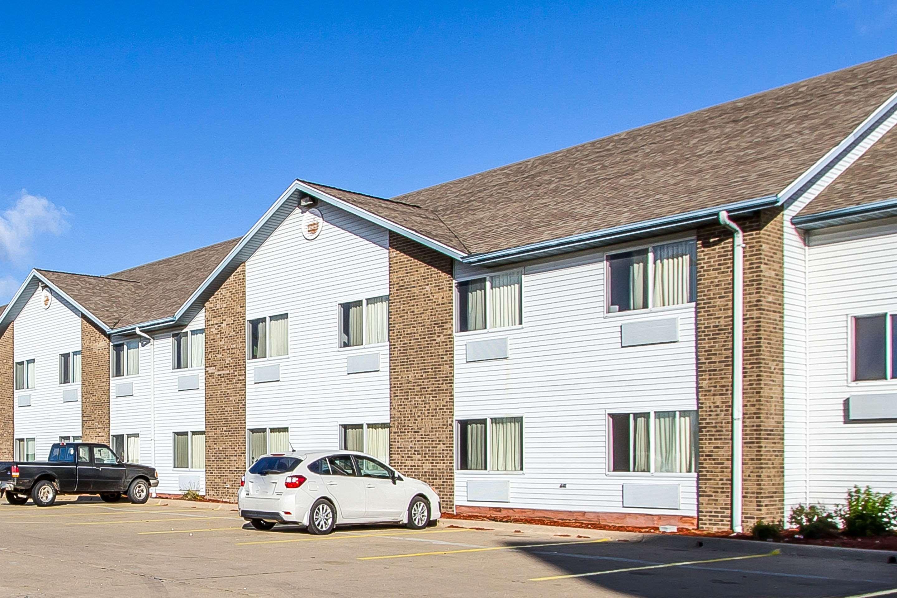 Econo Lodge & Suites Pekin Exterior foto